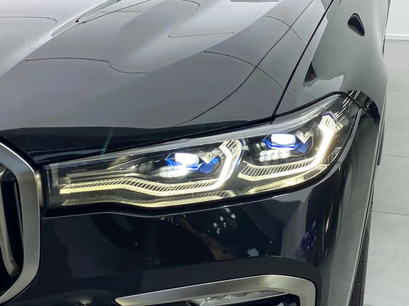 BMW X7 2020 xDrive M50i фото 36