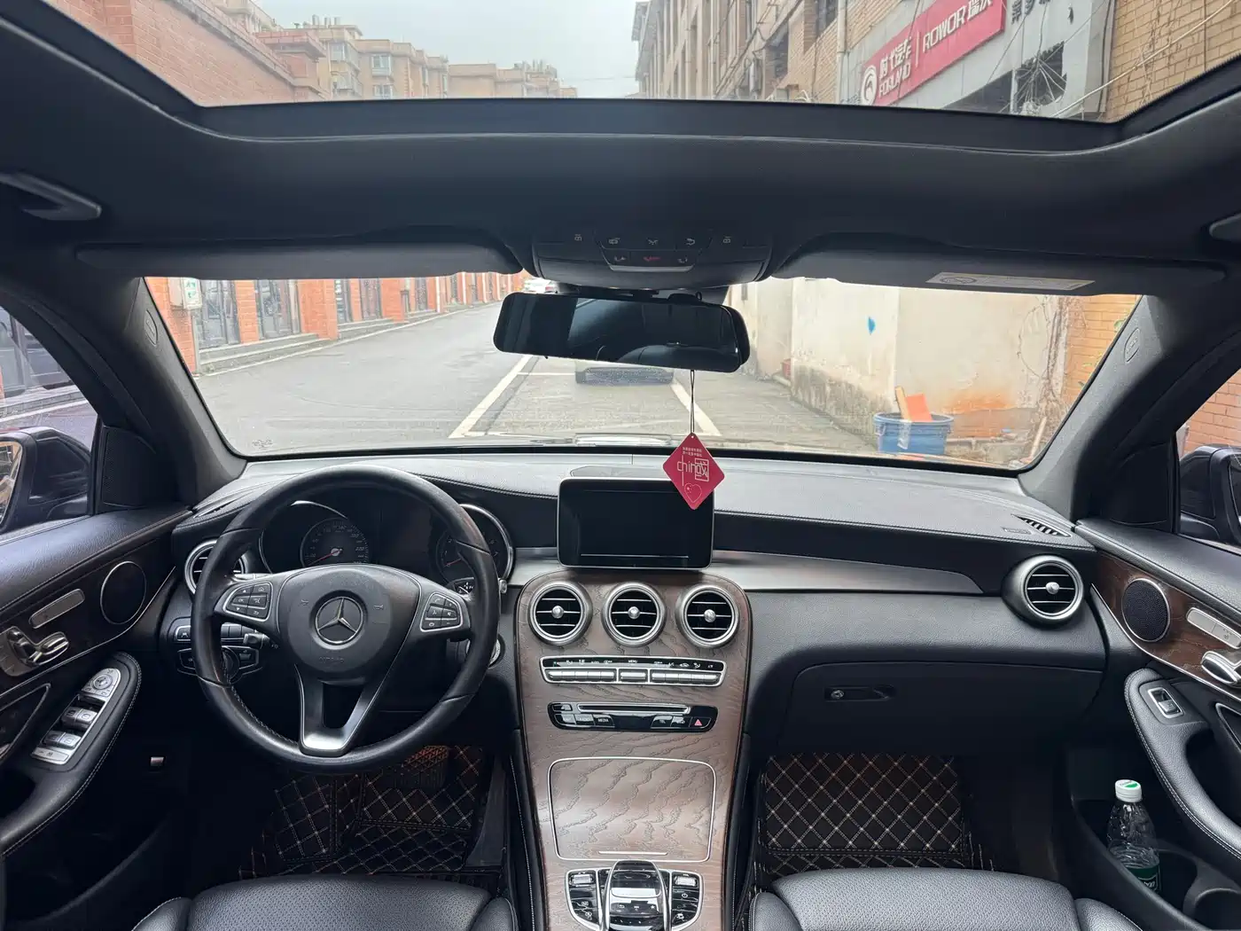 Mercedes-Benz GLC 2018 Facelift GLC 300 4MATIC Dynamic фото 6