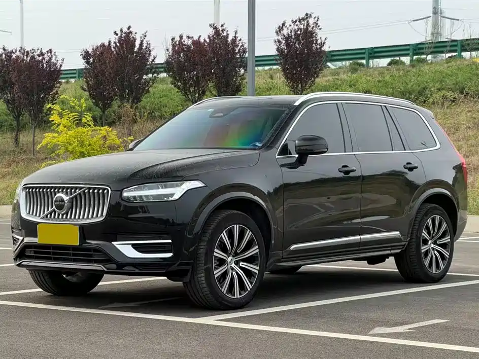 VOLVO XC90 2024