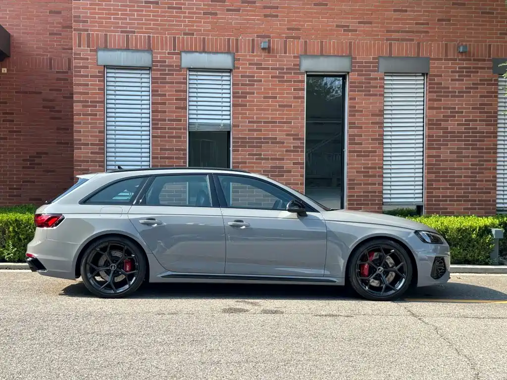 Audi RS 4 2024 2024 RS4 Avant Ignition Edition