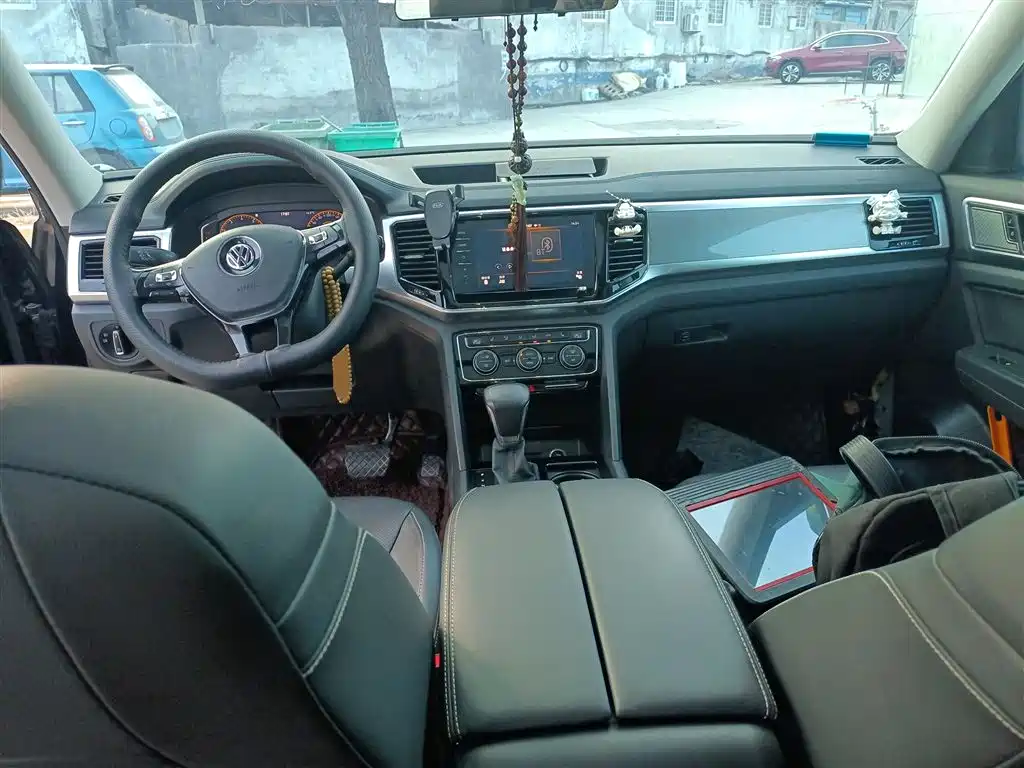 VOLKSWAGEN TOURANG