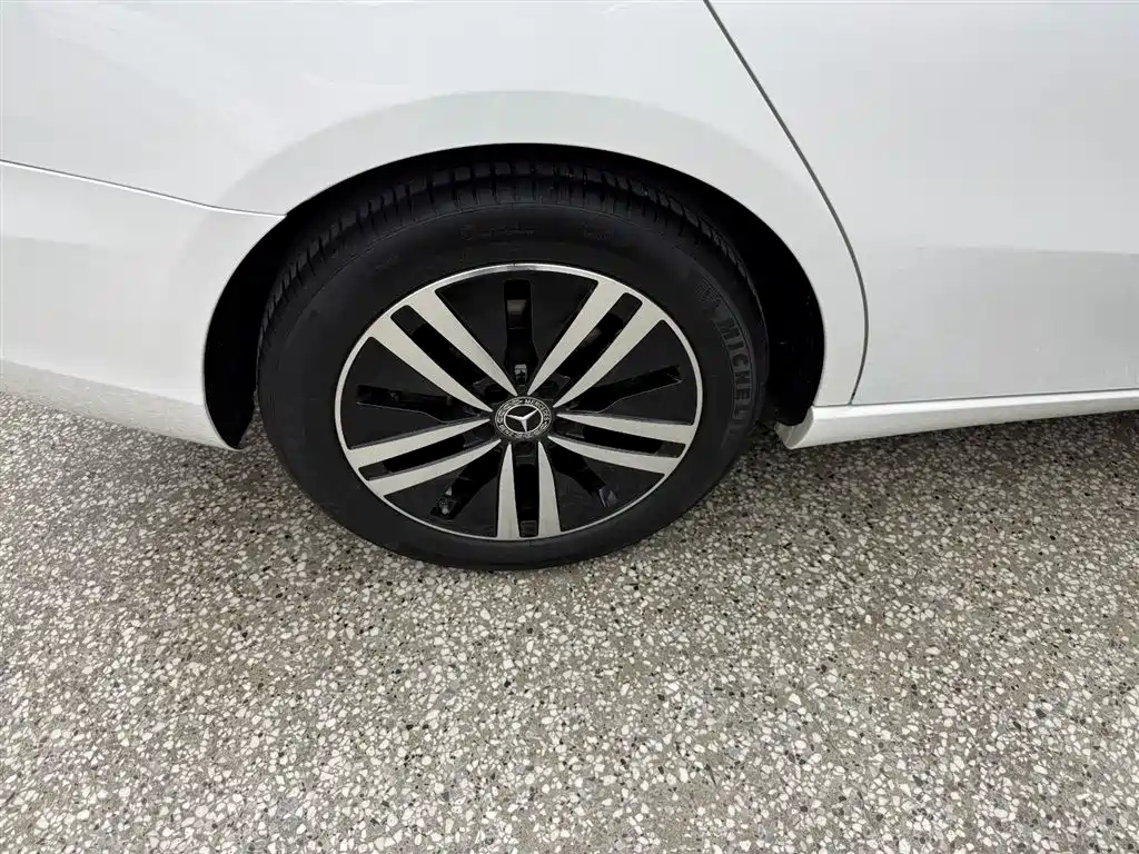 Mercedes-Benz A-Class 2021 A 180 L фото 9