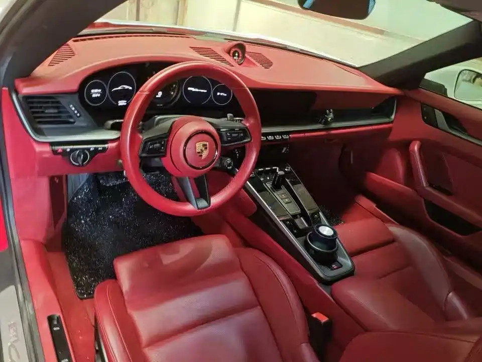 Photo 3 - Porsche 911