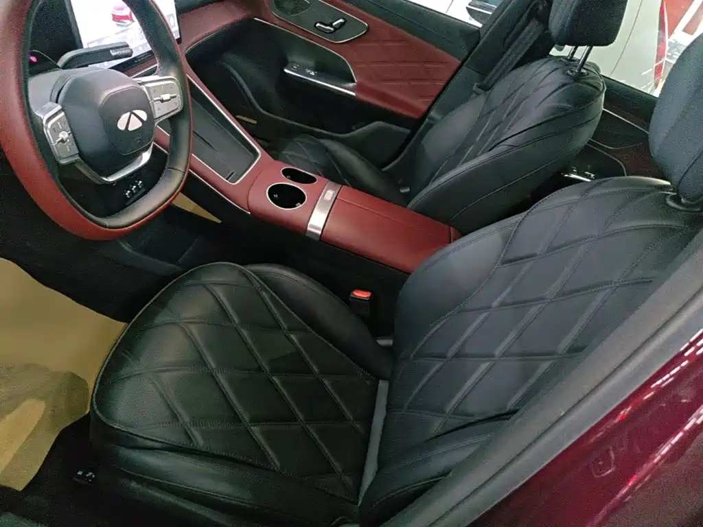 Chery Fengyun Fengyun A9L 2025 2025 Model 4WD High-performance Summit Edition