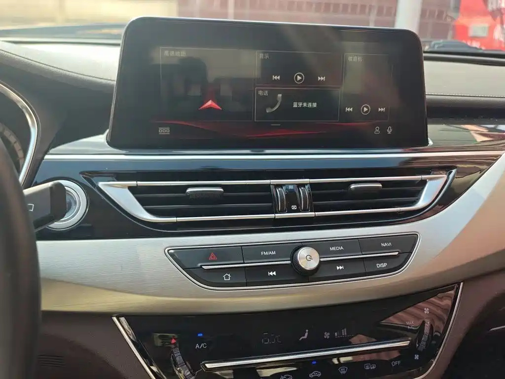 Changan Raeton CC 2019 2019 1.5T Automatic Luxury Radiance Edition China VI
