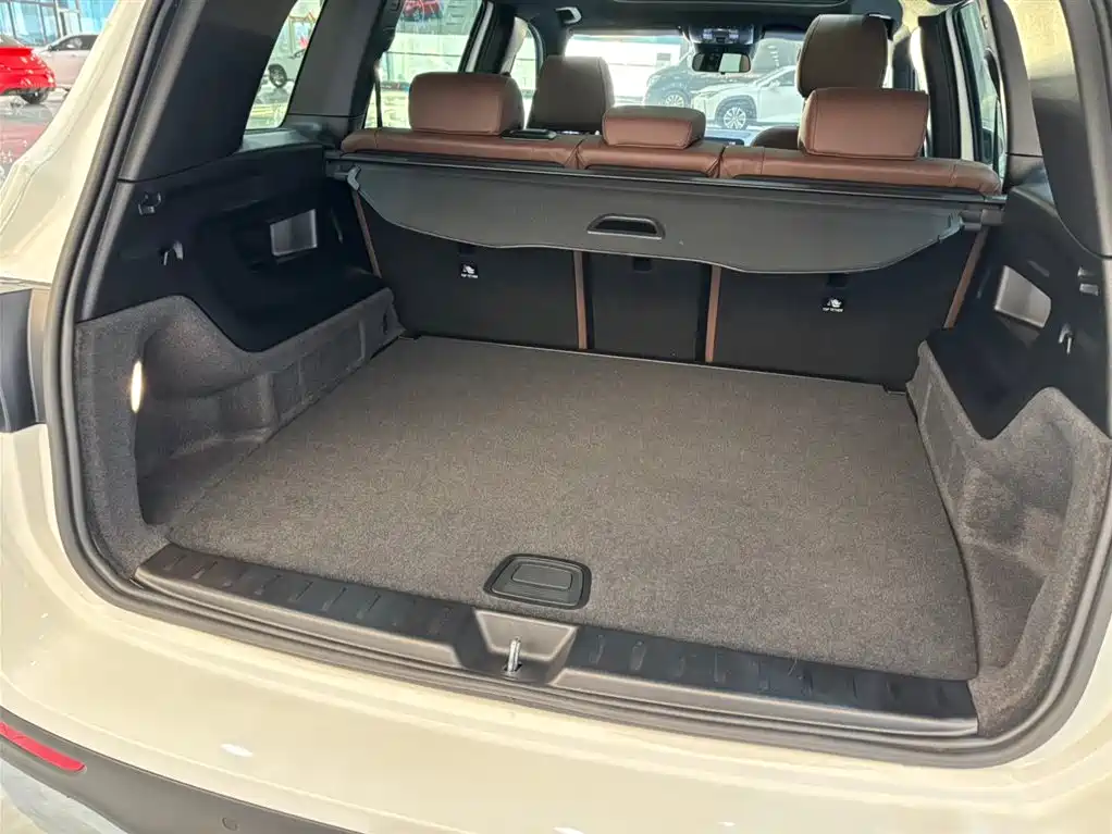 Mercedes-Benz GLB 2024 GLB 220 Dynamic фото 5