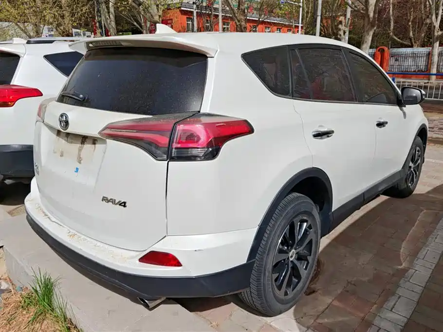TOYOTA RAV4 RONGFANG