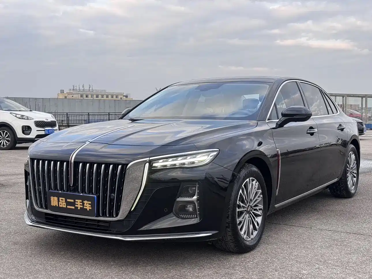 Hongqi H5 2023 1.5T DCT Smart Connect Joy Edition