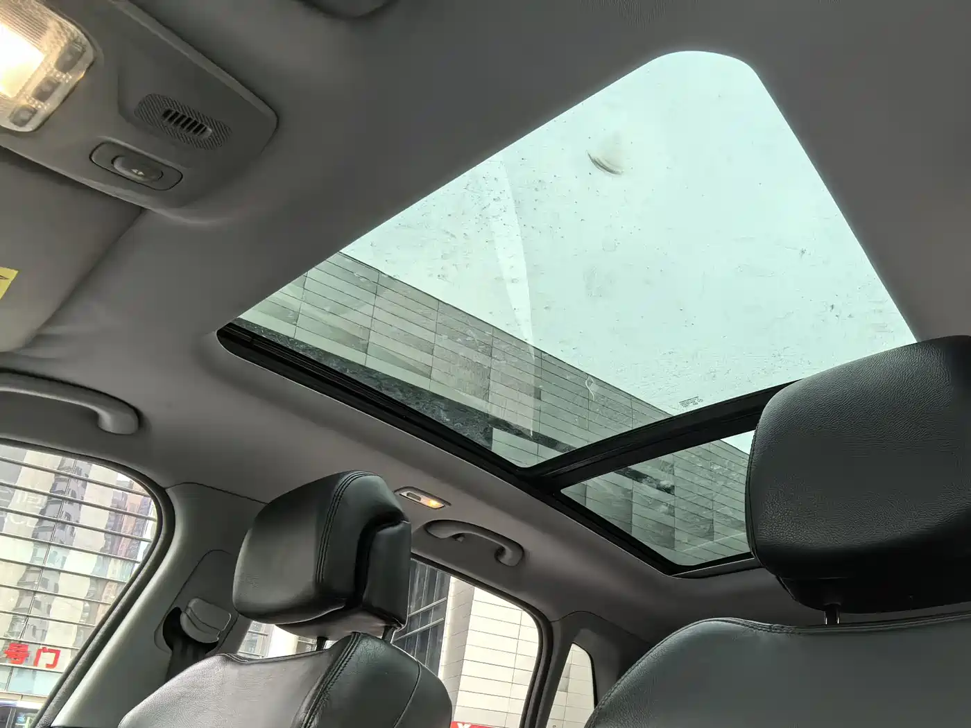 Peugeot 3008 2015 2.0L Automatic Trend Edition фото 19