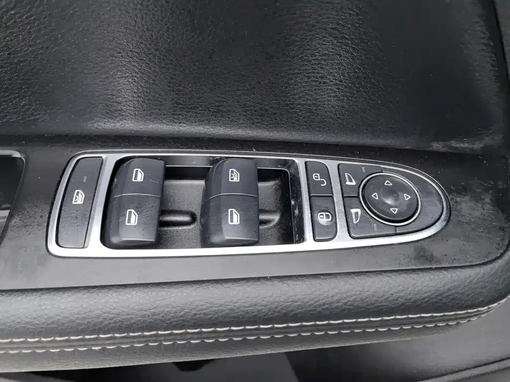 Фото 9 - BYD Song MAX