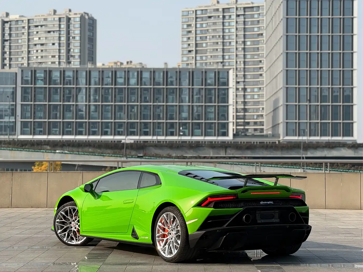 Lamborghini Huracán 2020 Huracán EVO RWD Spyder фото 9