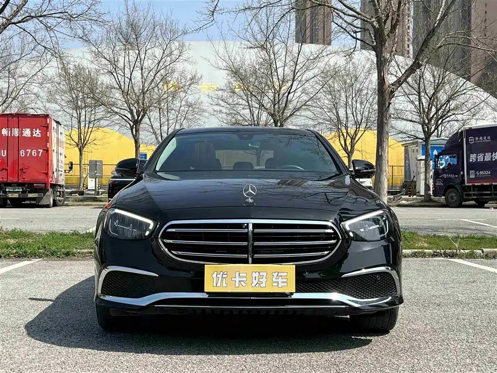 Mercedes-Benz E-Class 2021 E 300 L Fashion фото 2