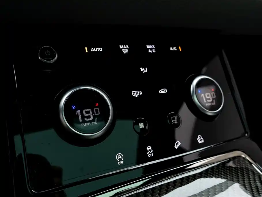 Land Rover Range Rover Evoque 2020 249PS R-DYNAMIC S Sport Edition фото 28