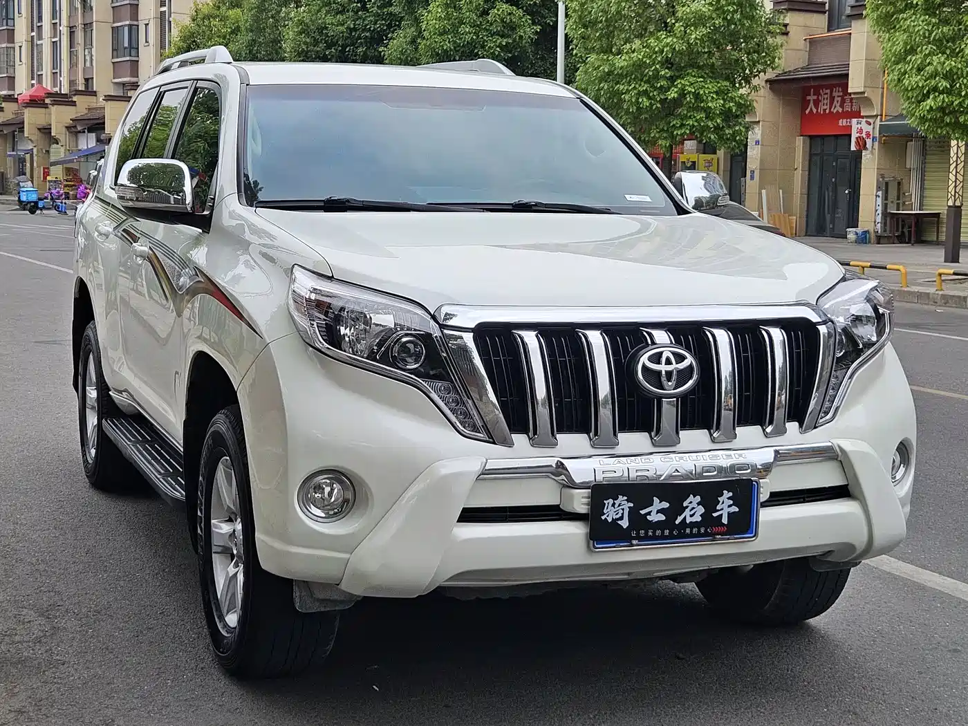 Toyota Prado (Import) фото 3