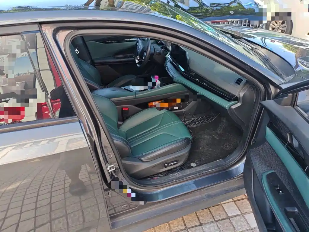 Changan UNI-V iDD 2024 2024 Blue Whale Smart iDD 136km Smart Premium