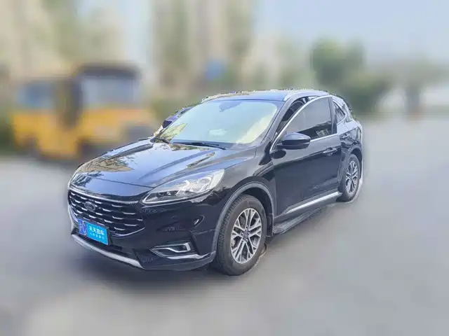 Ford Escape 2020 EcoBoost 245 2WD Premium Edition — фото 1