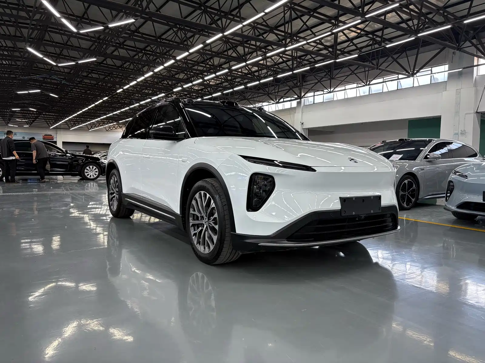 Фото 3 - NIO ES6