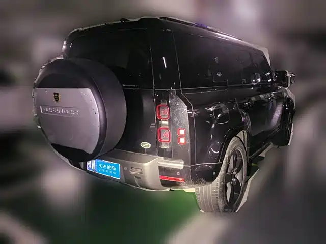 Land Rover Defender 2023 Facelift 110 3.0T P400 X-DYNAMIC HSE — фото 2