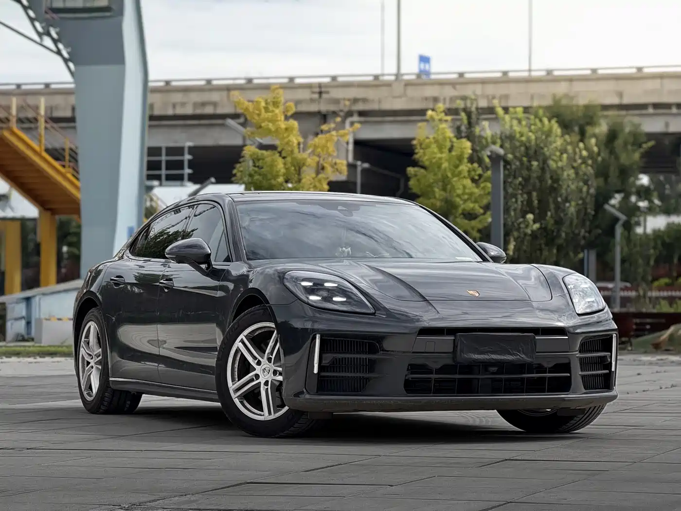 Porsche Panamera 2024 Panamera Executive Long Wheelbase 2.9T фото 3