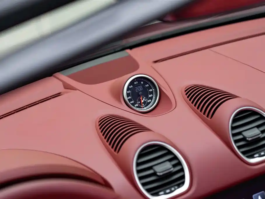 Porsche 718 2021 Spyder 2.0T фото 22