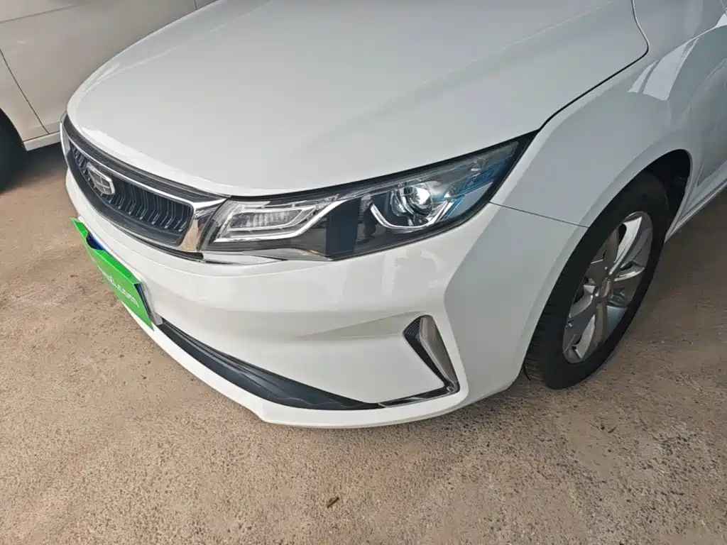 Photo 18 - Geely Emgrand GL