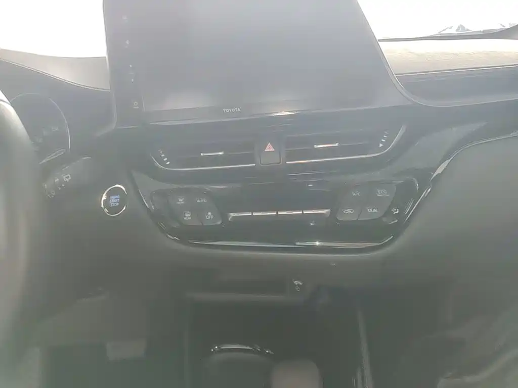 Toyota IZOA 2021 2021 2.0L Yixiang Edition