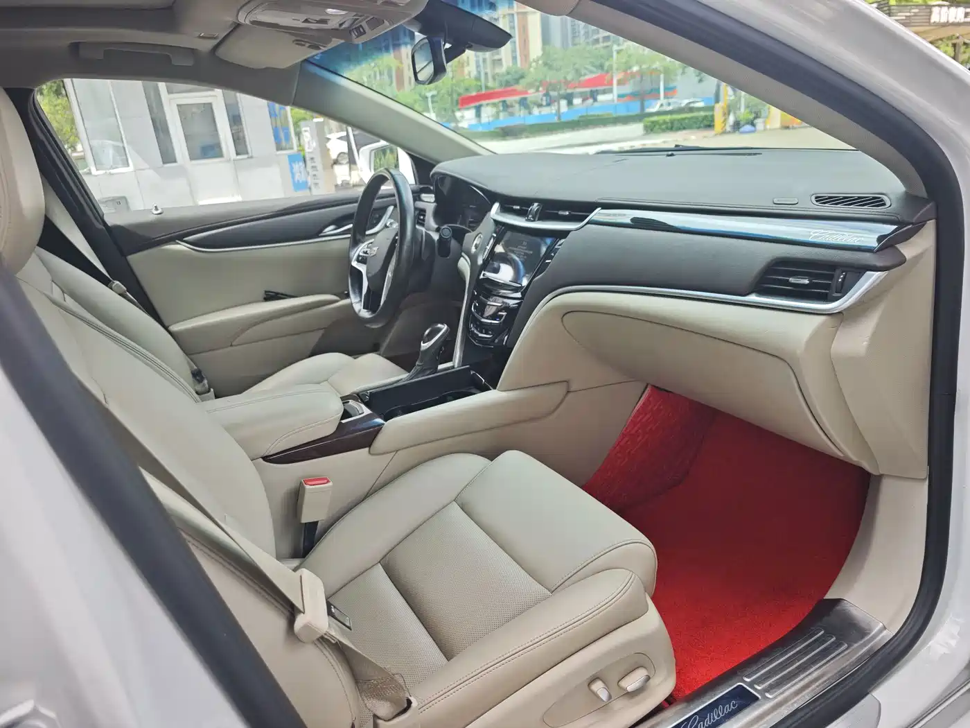 Photo 11 - Cadillac XTS