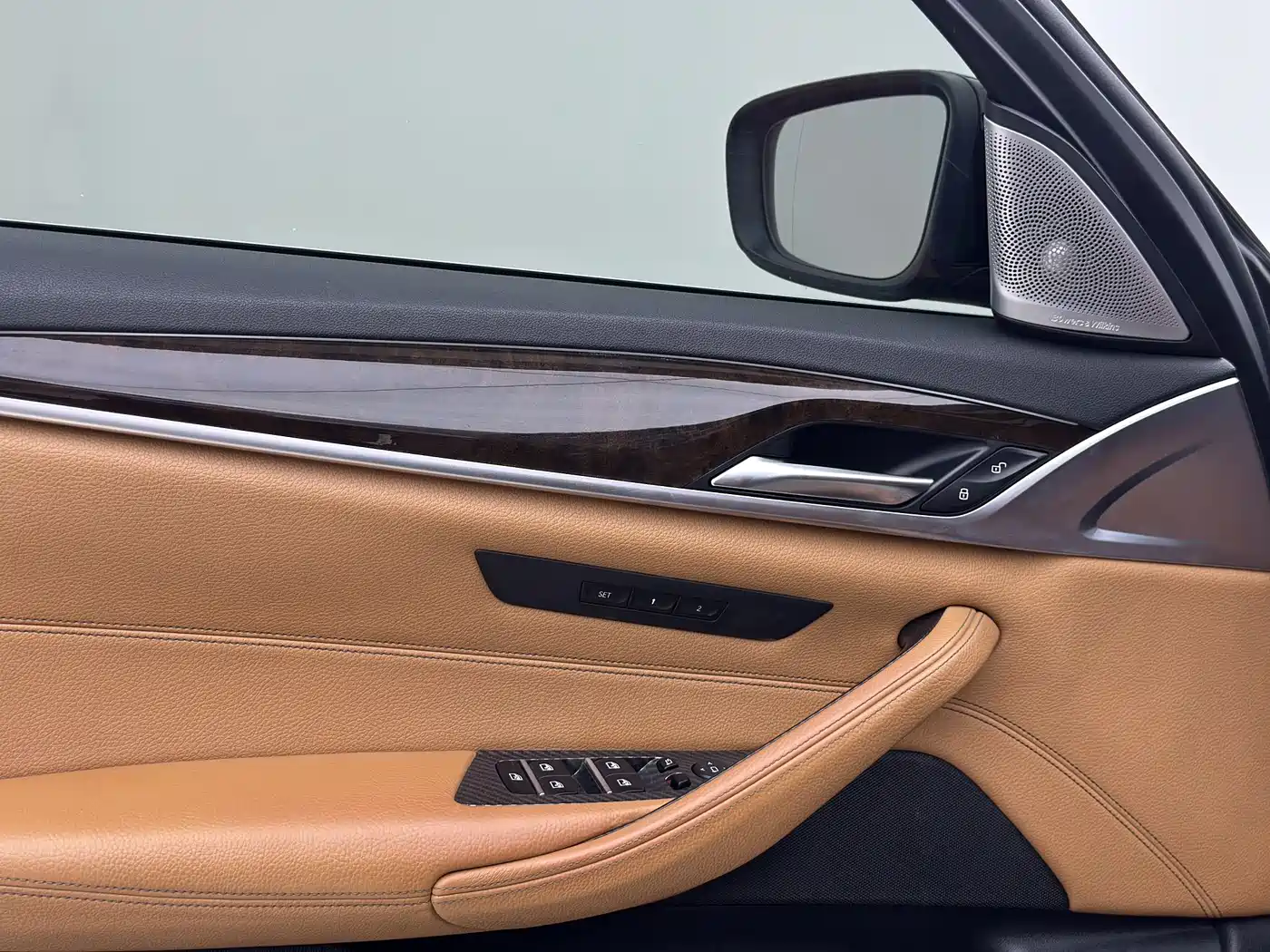 BMW 5 Series 2018 528Li Launch Special Edition фото 10