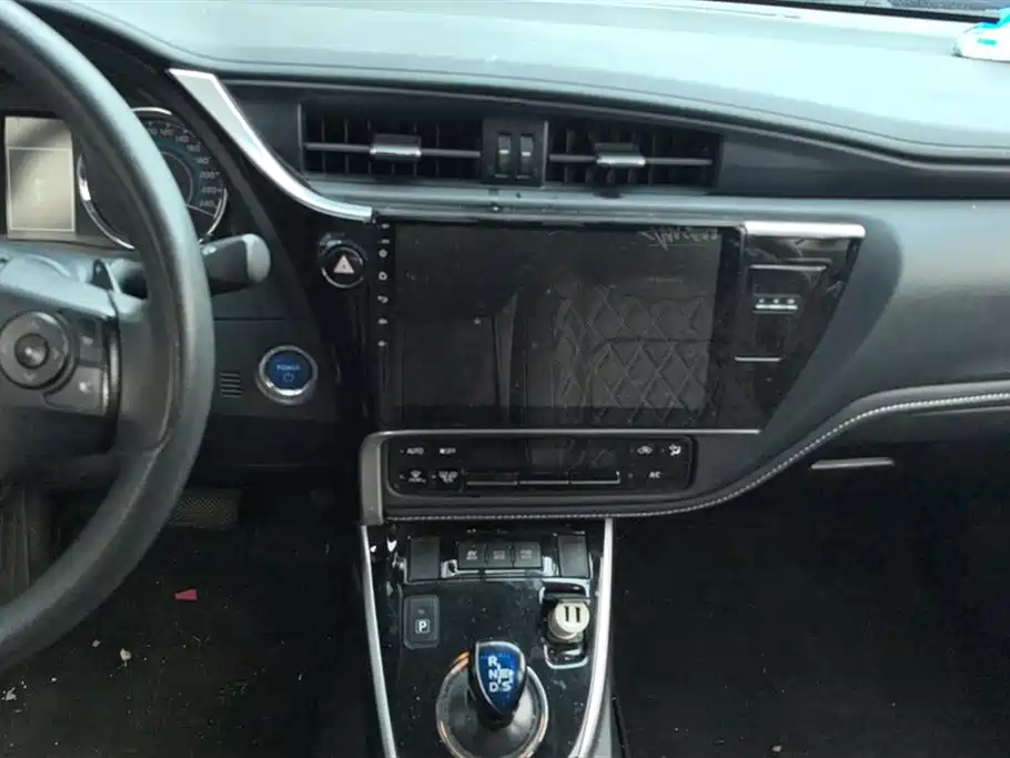 Toyota Corolla 2017 Facelift Hybrid 1.8L E-CVT Leading Edition фото 13