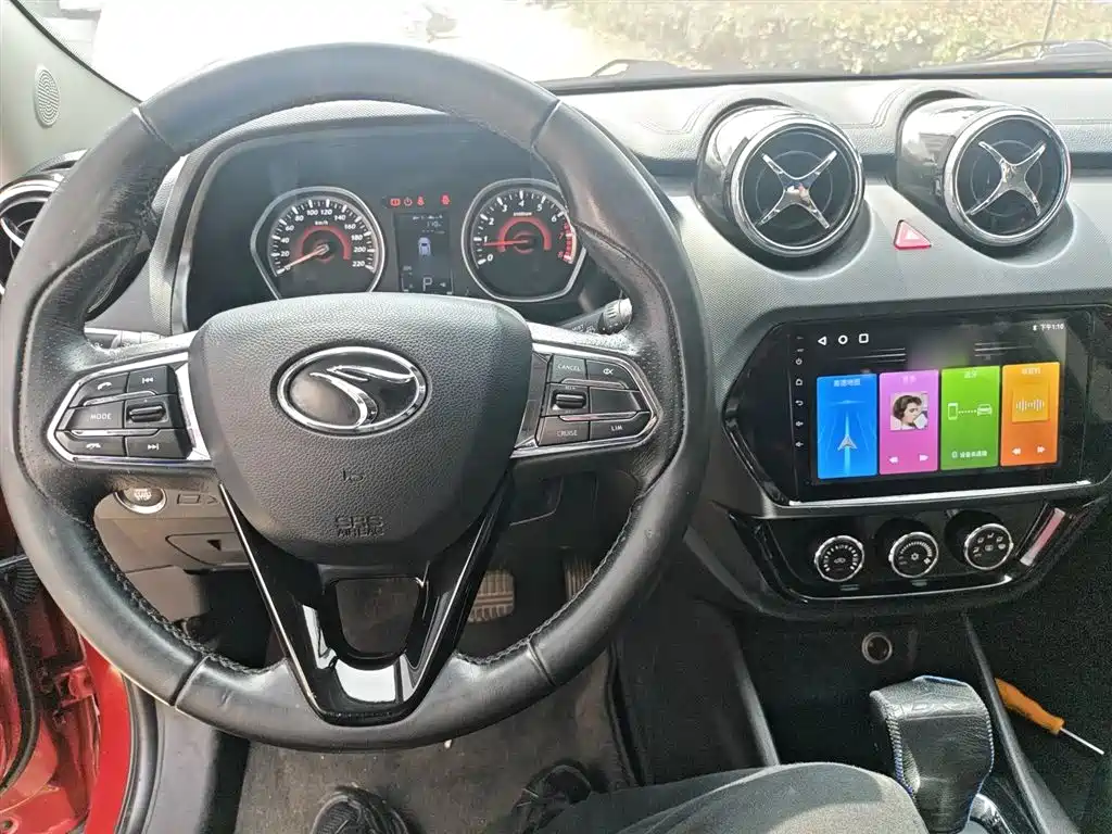 Soueast DX3 2017 2016 1.5T CVT Premium