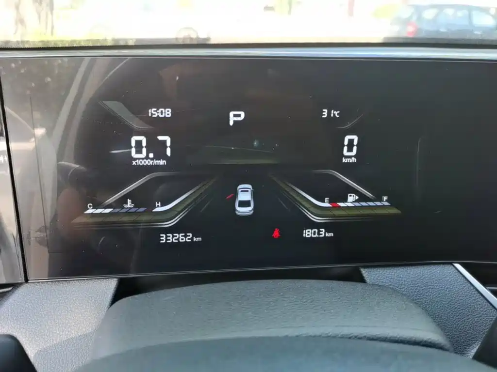 Фото 12 - Besturn B70
