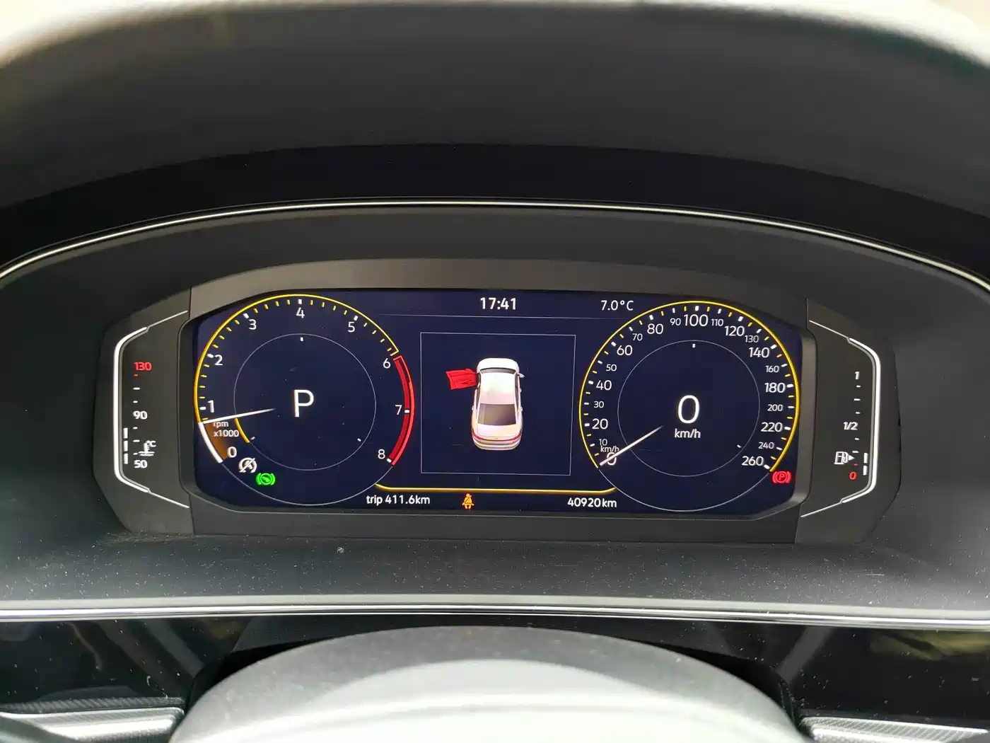 Volkswagen Passat 2023 330TSI Elite Edition фото 14