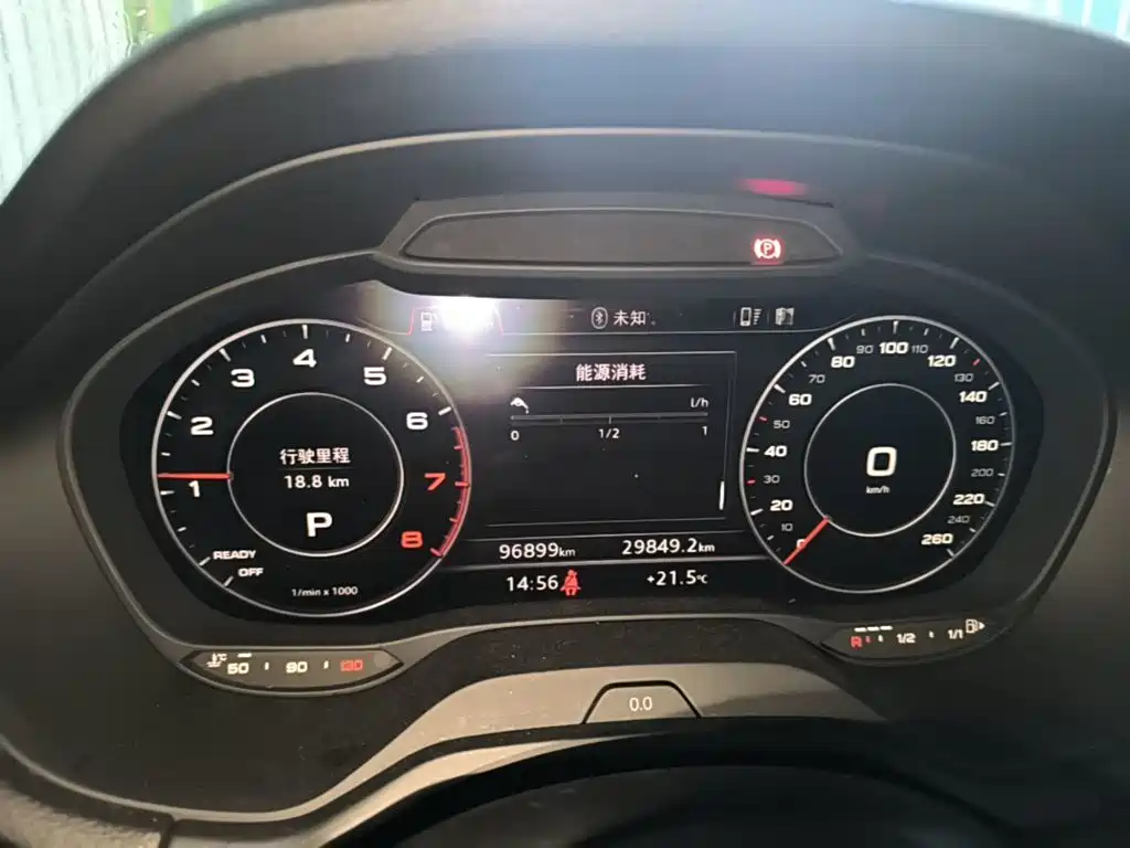 Фото 12 - Audi Q2L