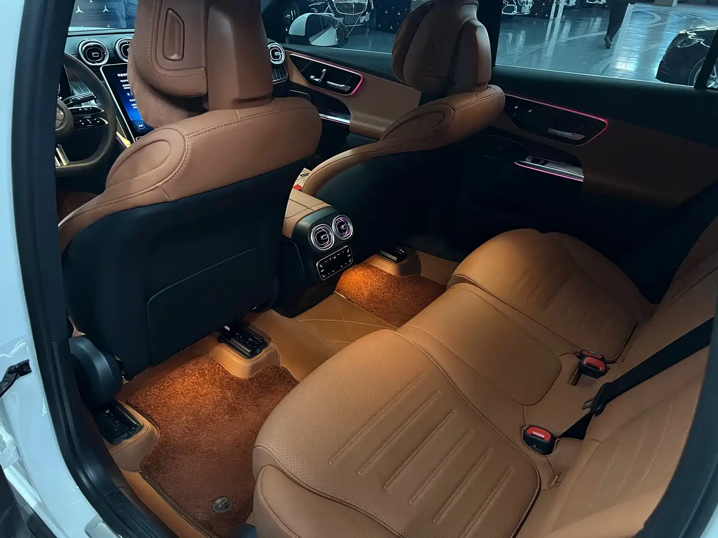 MERCEDES-BENZ GLC