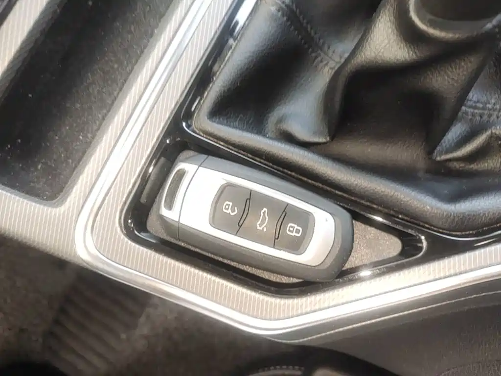 Geely Emgrand GL 2018 2018 1.4T Manual Elite Smart Connection