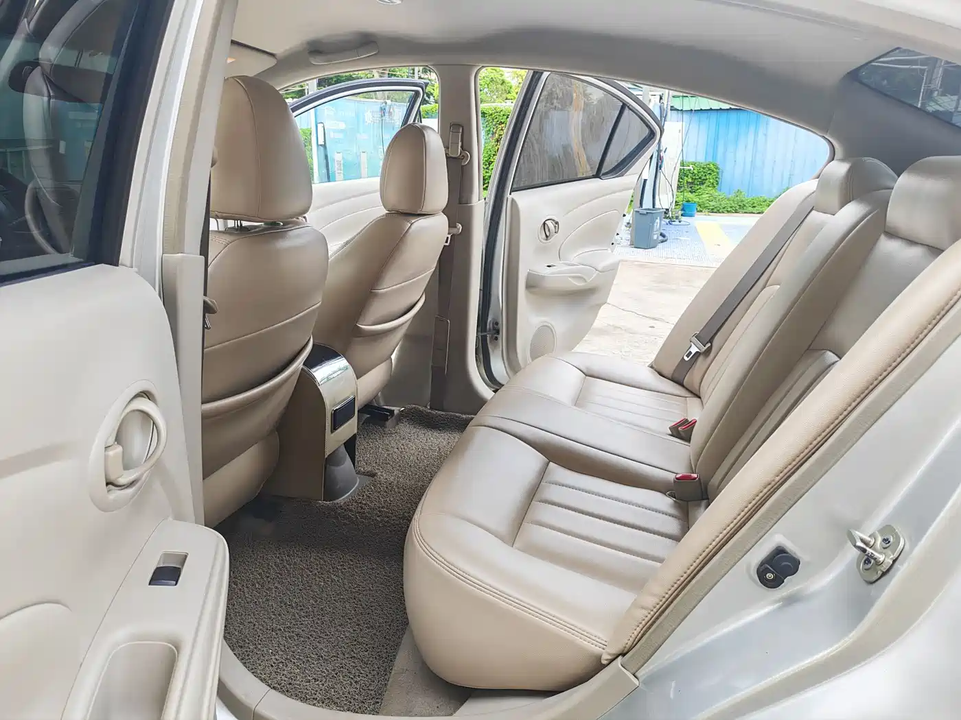 Nissan Sunny 2013 2011 1.5XE CVT Comfort Edition