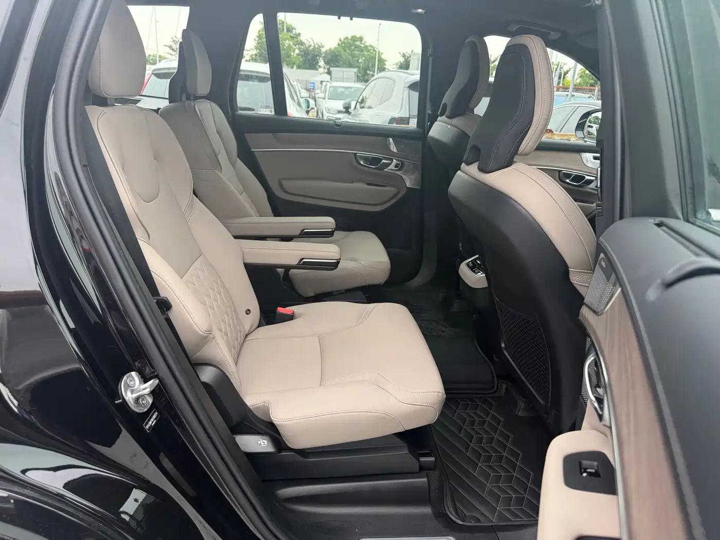 Volvo XC90 2025 2025 Facelift B6 Intelligent Luxury 6-Seater