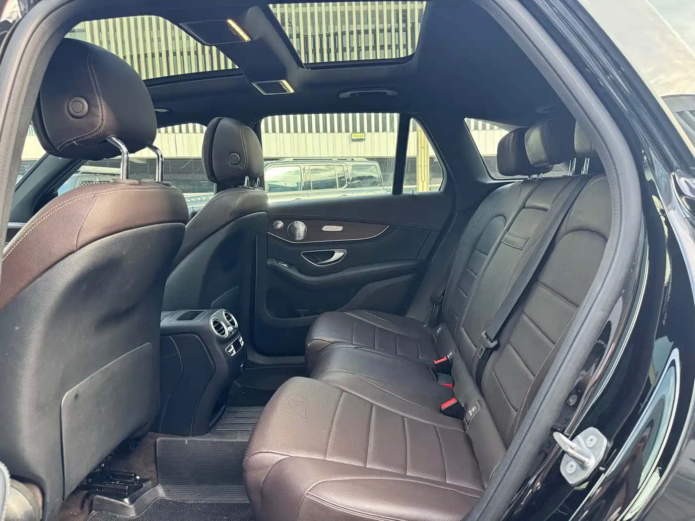 Mercedes-Benz GLC 2020 Facelift GLC 300 L 4MATIC Luxury фото 11