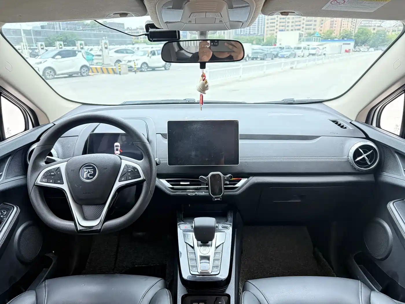BYD Yuan New Energy 2019 EV360 Smart Connected Premium фото 17