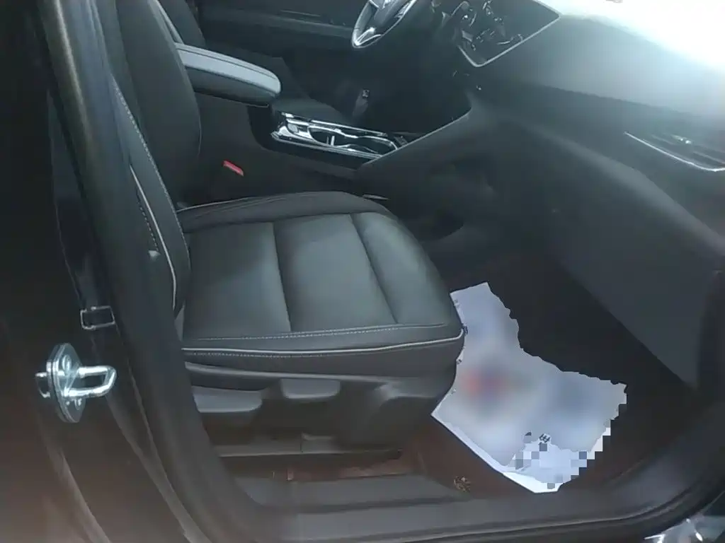 Фото 25 - Buick Envision Plus