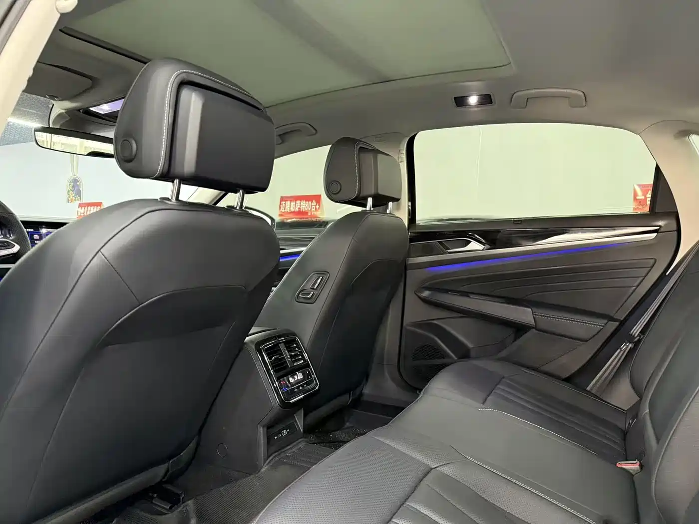 Volkswagen Passat 2026 Outstanding Edition 380TSI Starlight Dragon Glory Version фото 8