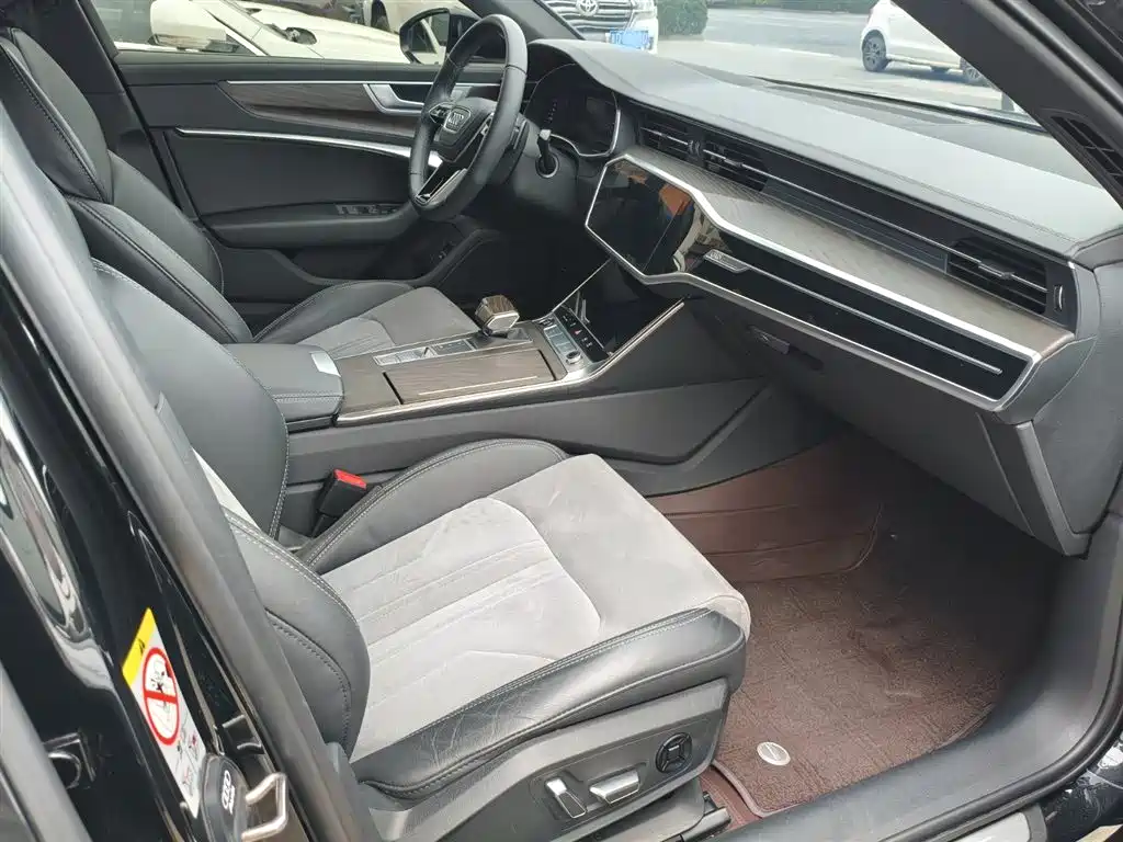 Audi A6L 2024 45 TFSI Premium Dynamic фото 14