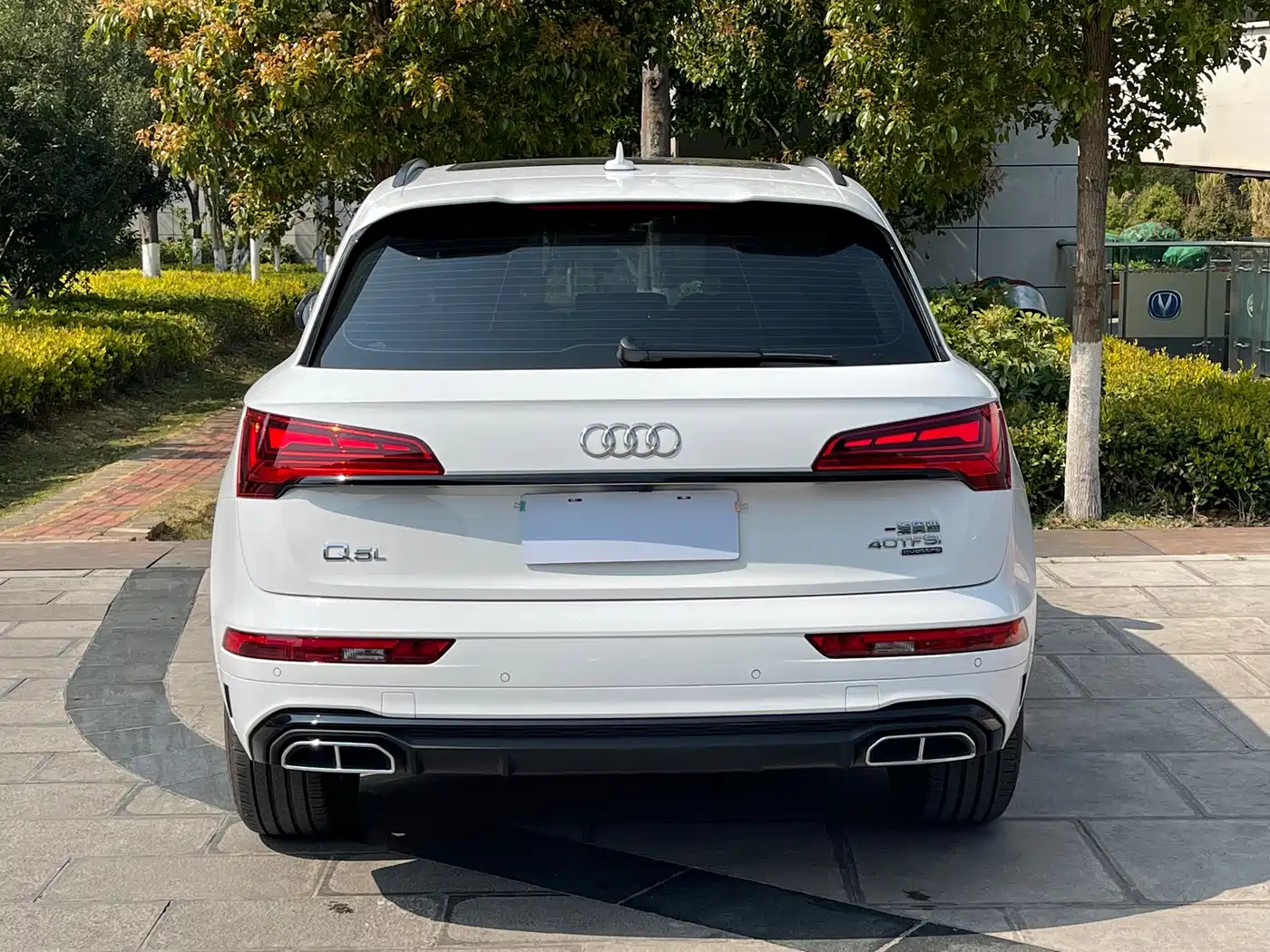 Audi Q5L 2023 40T Luxury Dynamic фото 5