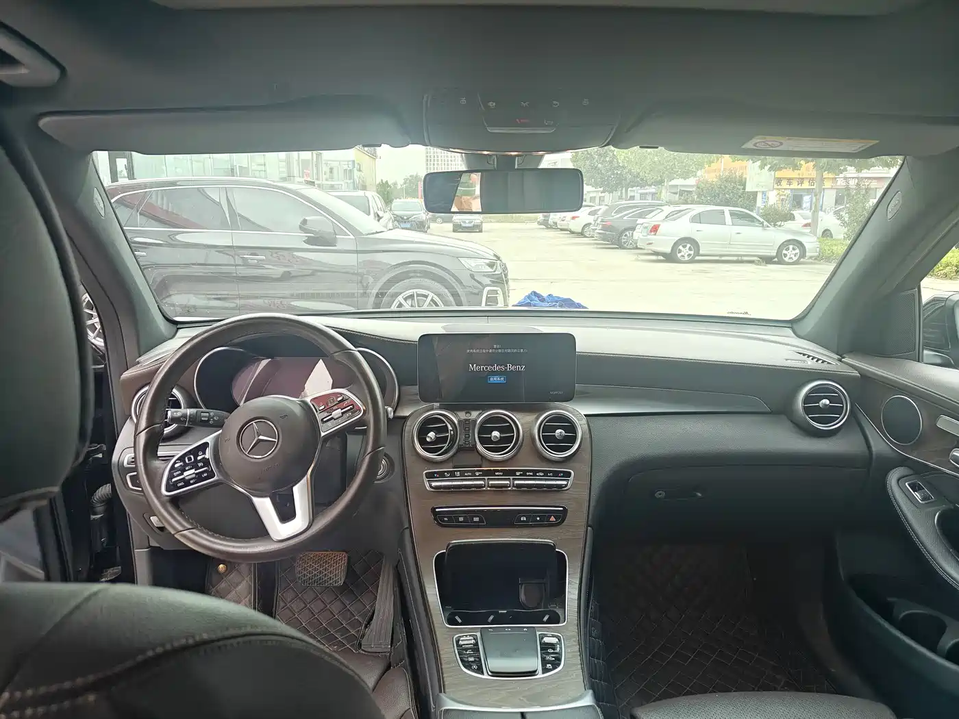 Mercedes-Benz GLC 2020 GLC 260 L 4MATIC Luxury фото 5
