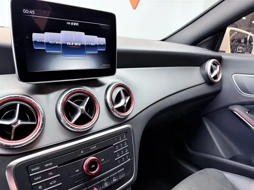 Mercedes-Benz CLA (Import) 2015 CLA 220 4MATIC фото 14
