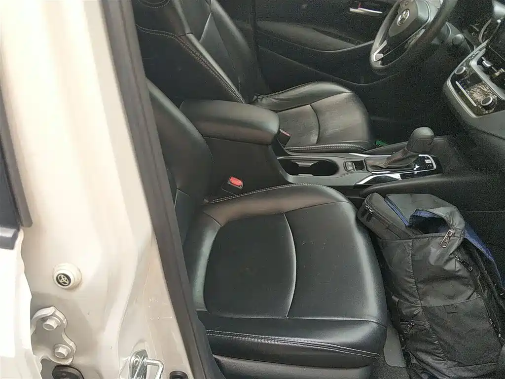 Toyota Corolla 2021 1.2T S-CVT Elite PLUS Edition фото 20