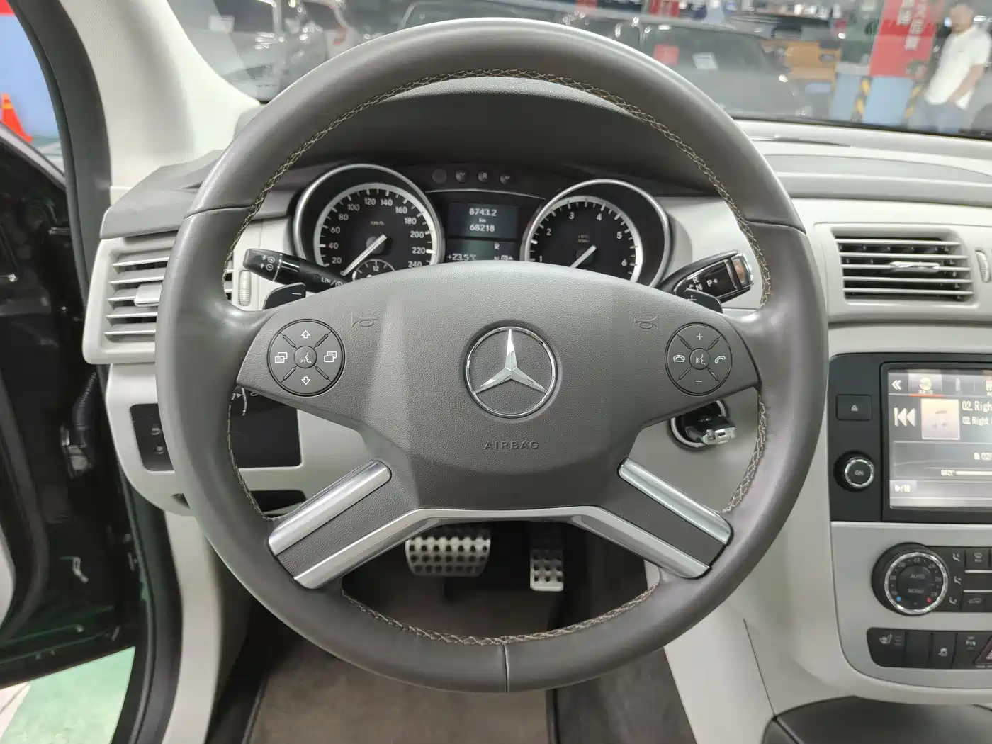 Mercedes-Benz R-Class 2014 R 320 4MATIC Business фото 9