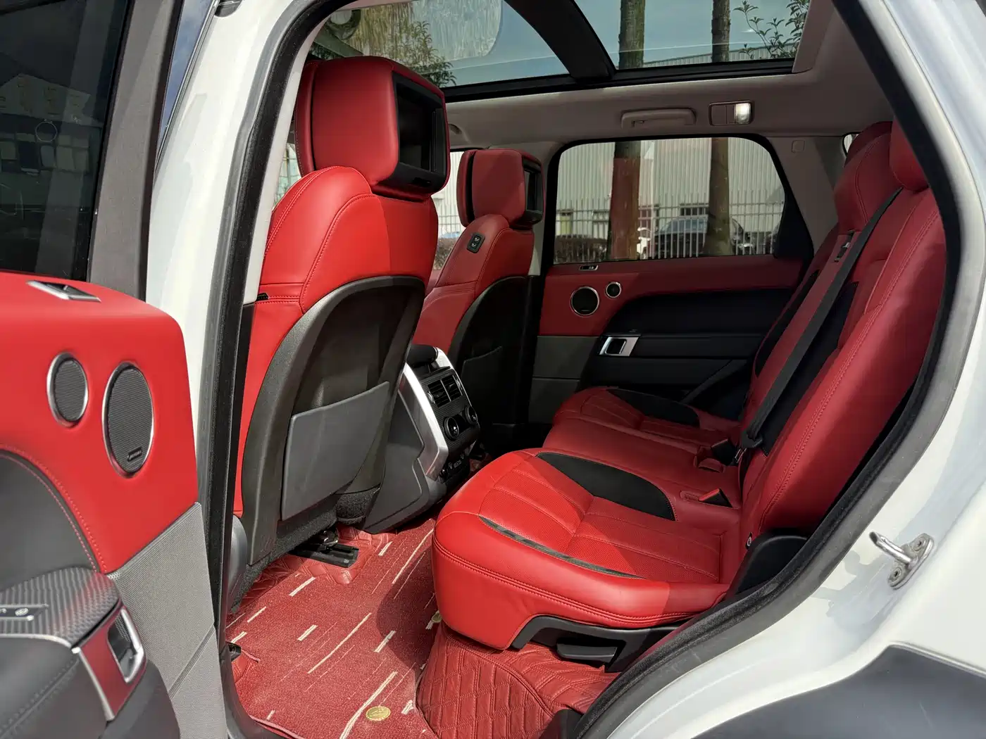 Land Rover Range Rover Sport 2020 3.0 L6 HSE DYNAMIC фото 9