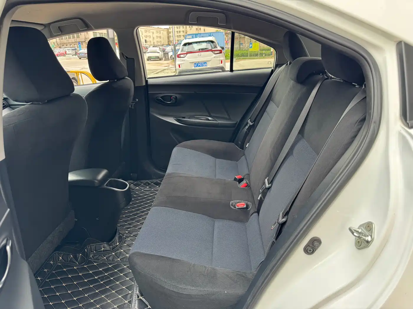Toyota YARiS L Zhi Xiang 2019 1.5E CVT Charming China VI фото 10