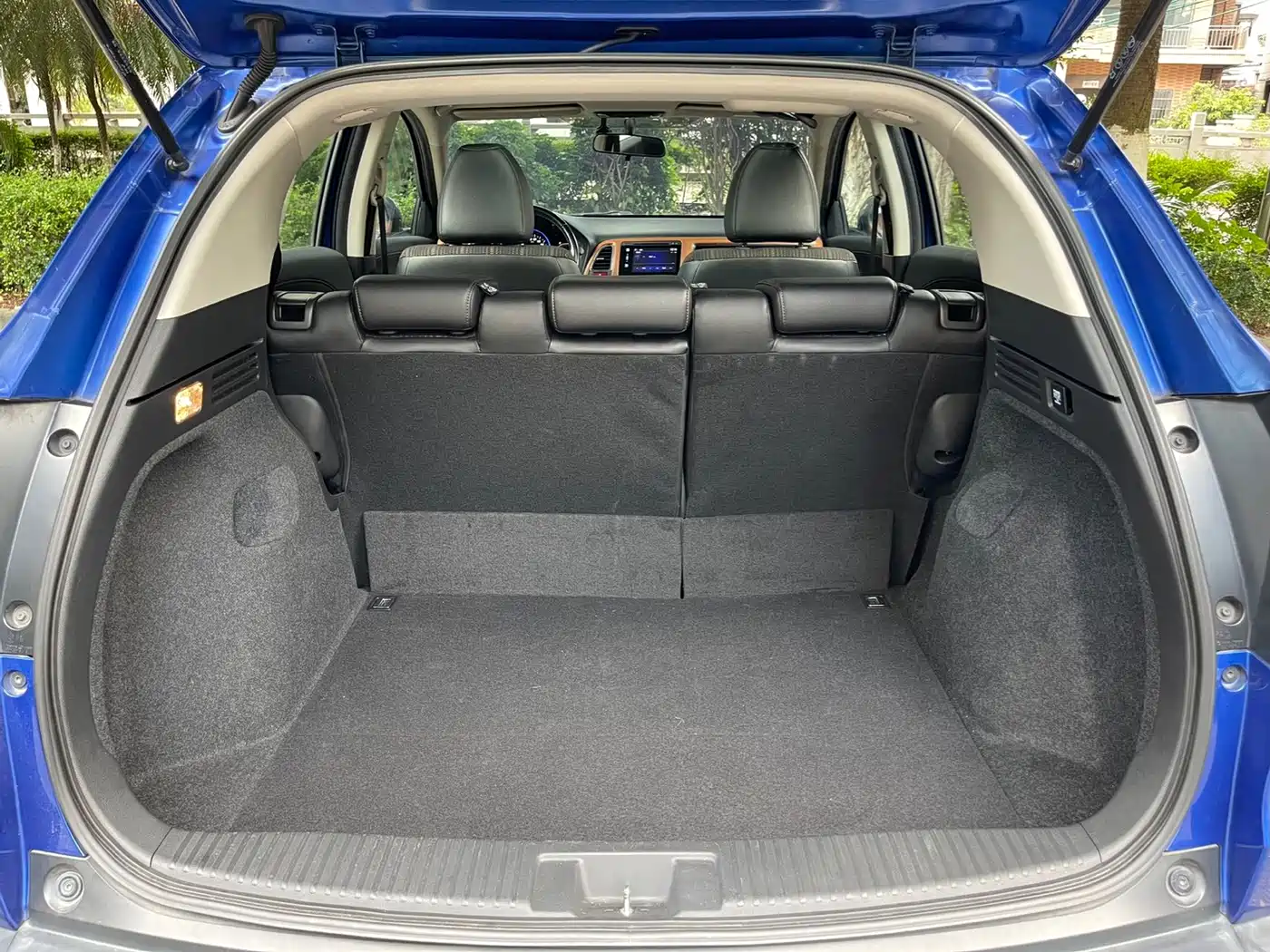 Honda Vezel 2015 2015 1.8L CVT FWD Luxury